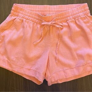 Old Navy Peach Elastic Drawstring Shorts with cuff.   Women’s size Small.